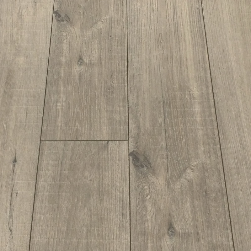   My Chalet  Gala Eiche Titan10mm Laminate