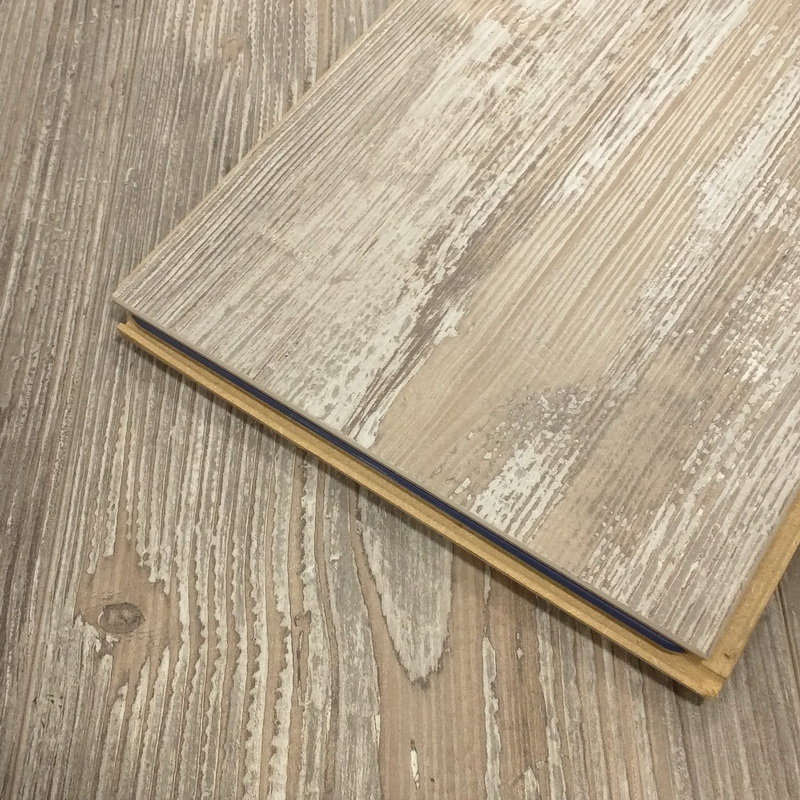 Laminate Flooring | Historic Oak 193mm Flat