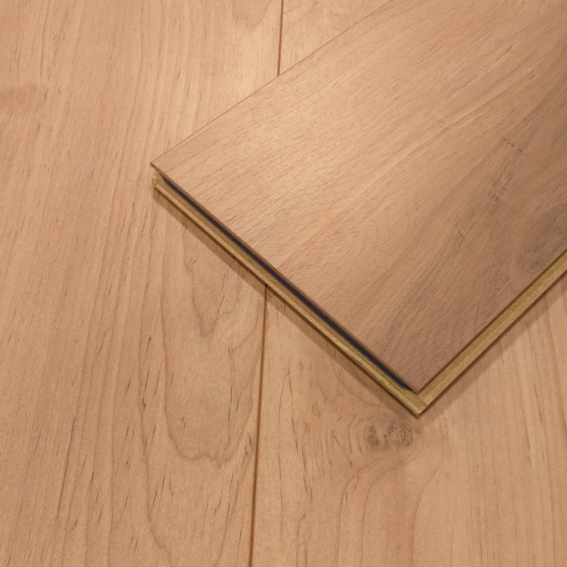  Kronoswiss Solid  Natural Maple 12mm Laminate