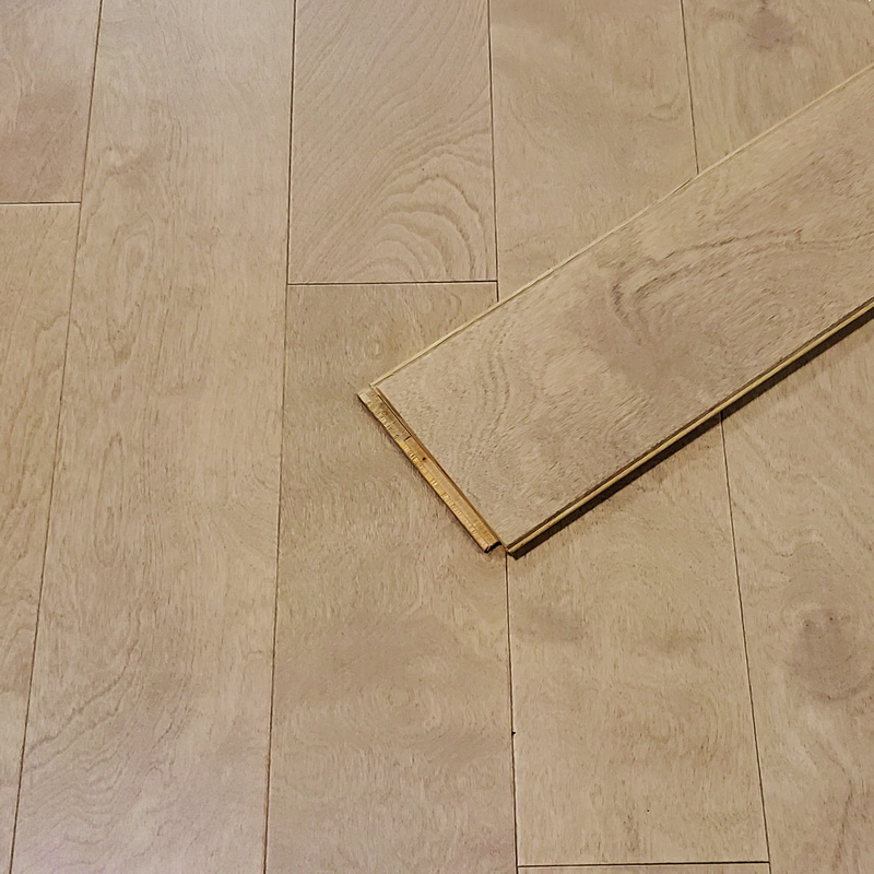 123mm Storm Light Maple Flat Engineered Click