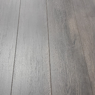  Torleys-  Alderson Oak AC4 8mm Laminate