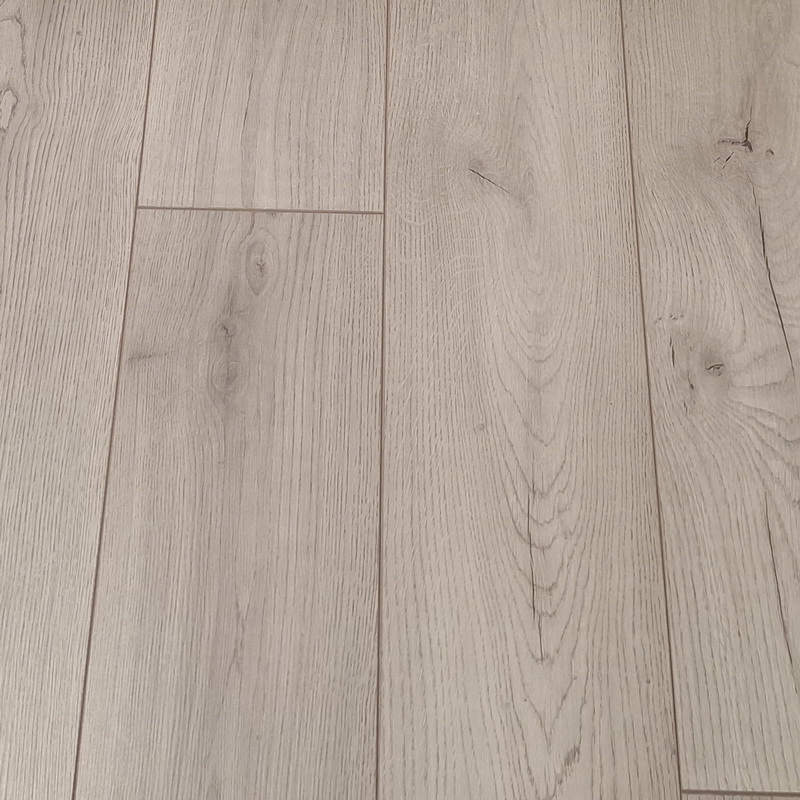    Century Oak Grey 8mm Laminate