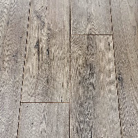  KronoPol  Aurum Aroma Mountain Oak AC5 10mm Laminate
