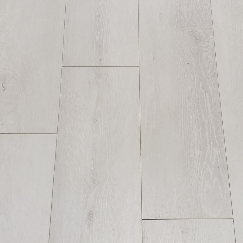  Torlys Shore Hopewell AC4 12mm Laminate